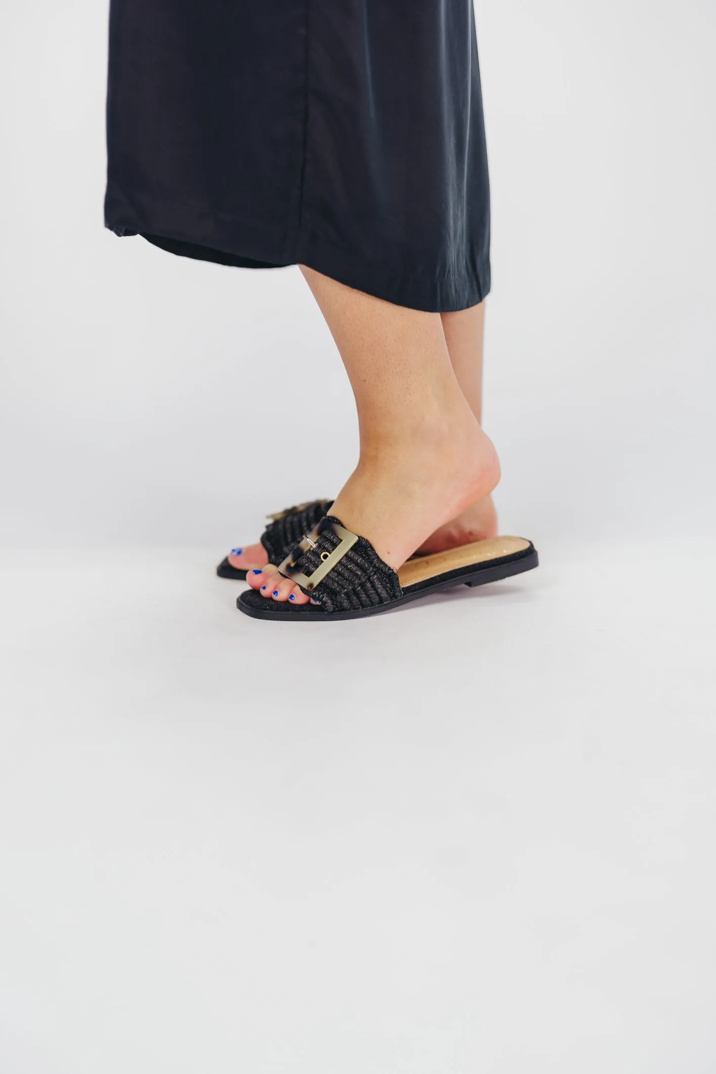 Leslie Raffia Slide with Tortoise Buckle in Black